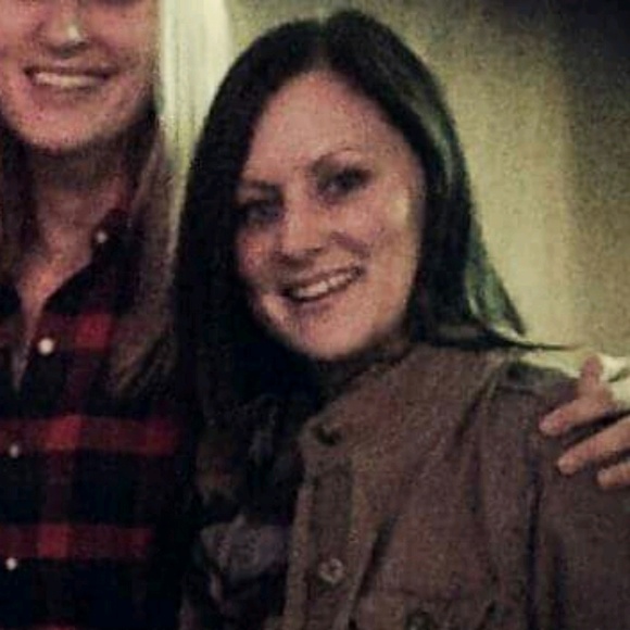 Meet your Posher, Lindsey - Picture 1 of 1